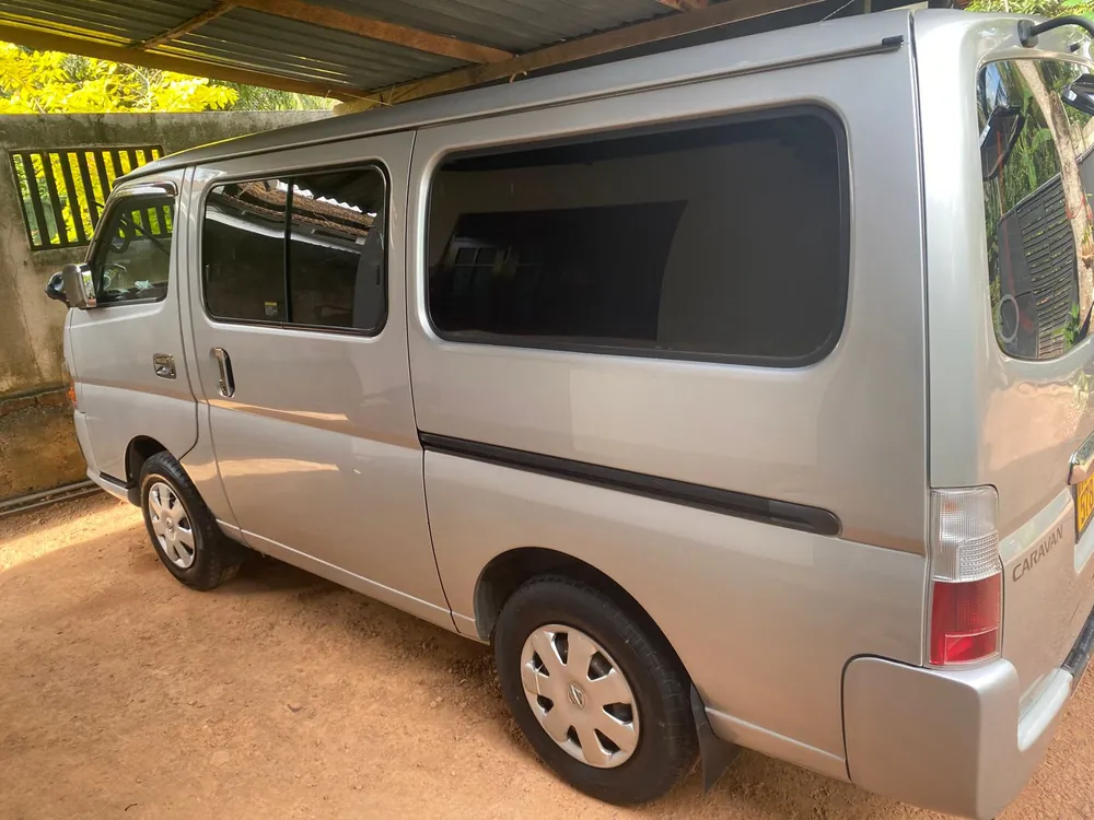 Rear side view of Nishan vehicle