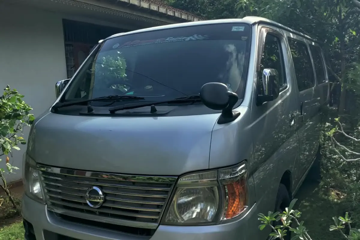 Front view of Nishan private vehicle